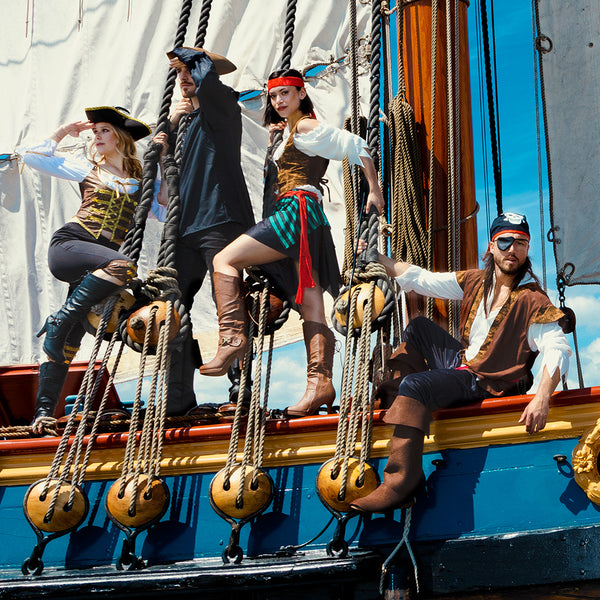 Bandana Pirate Thomas with eyepatch